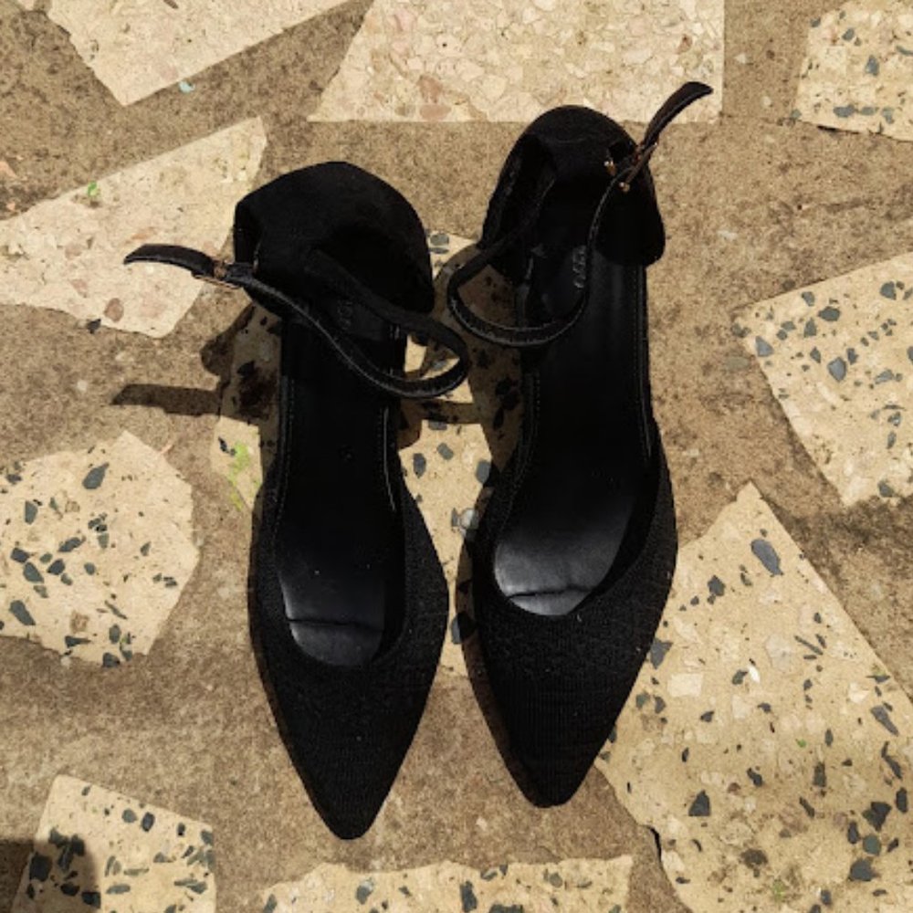 Cuccoo black fabric heels with amare